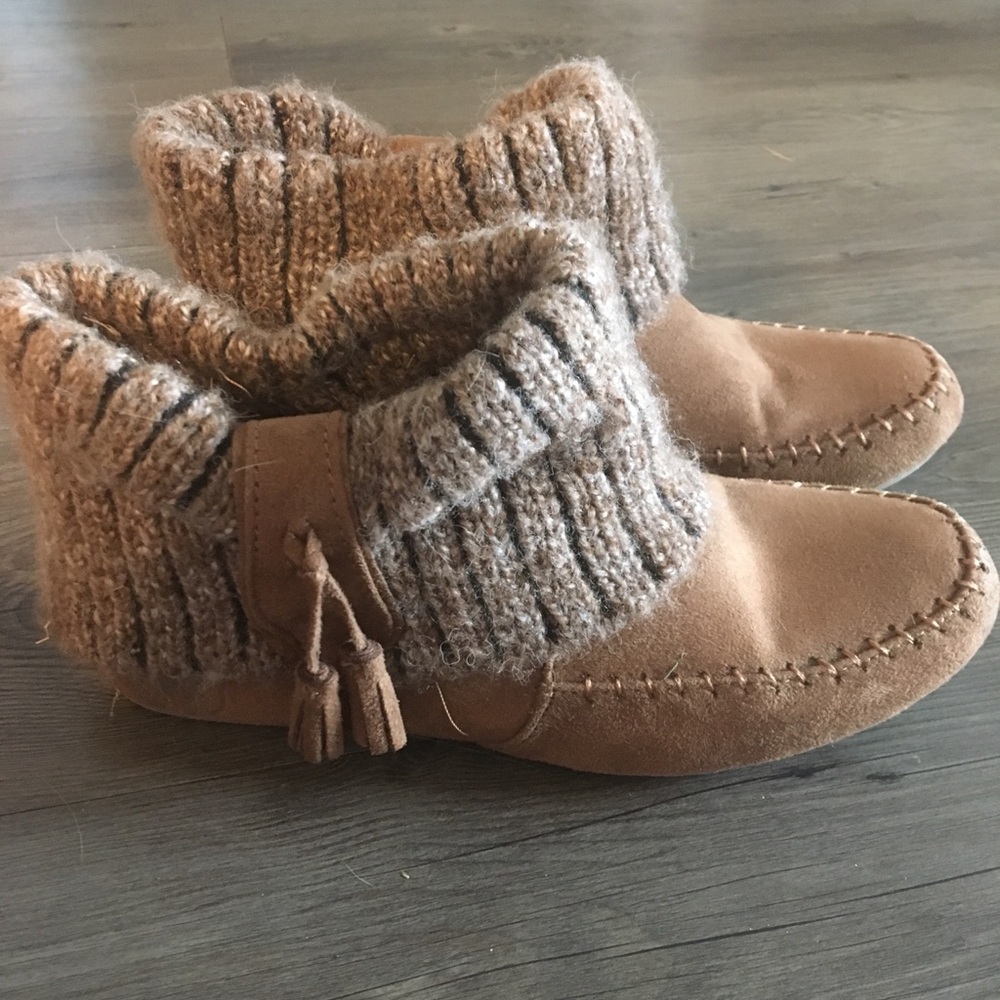 Airwalk Ankle Booties